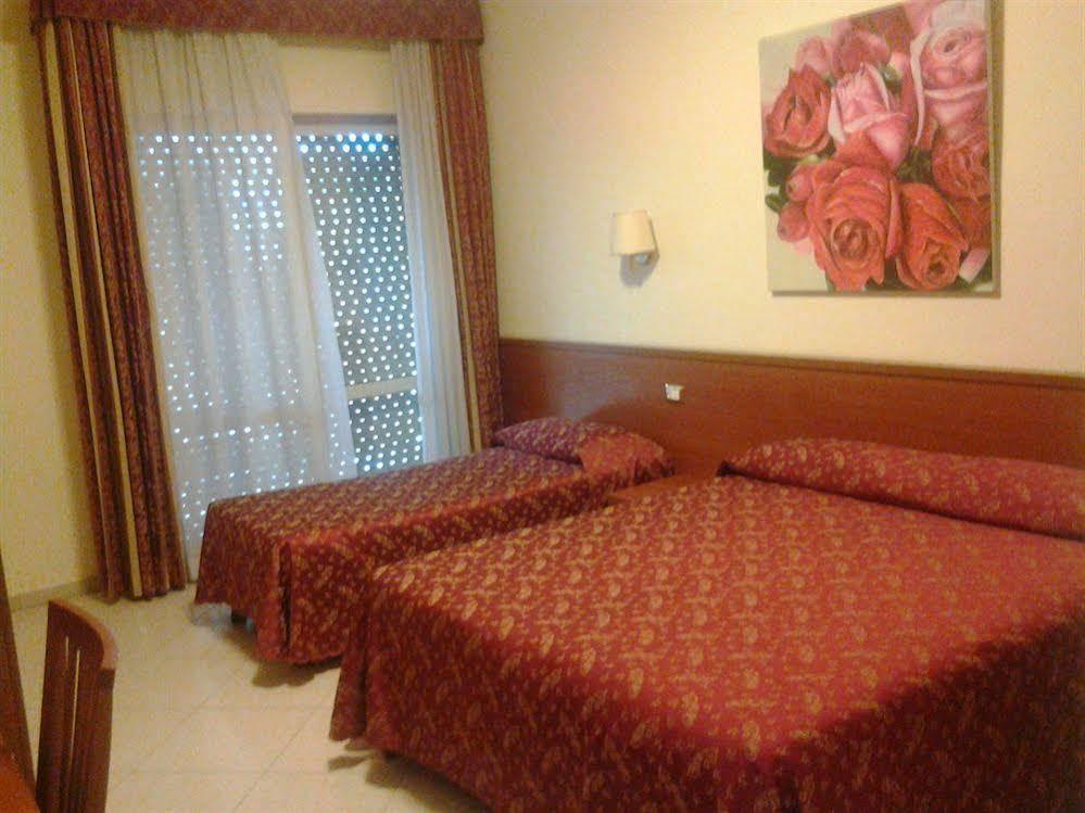Hotel Vitti Rome Bagian luar foto