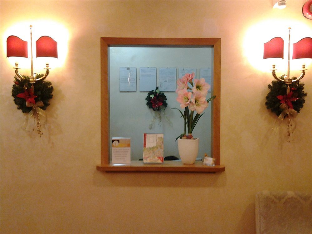 Hotel Vitti Rome Bagian luar foto